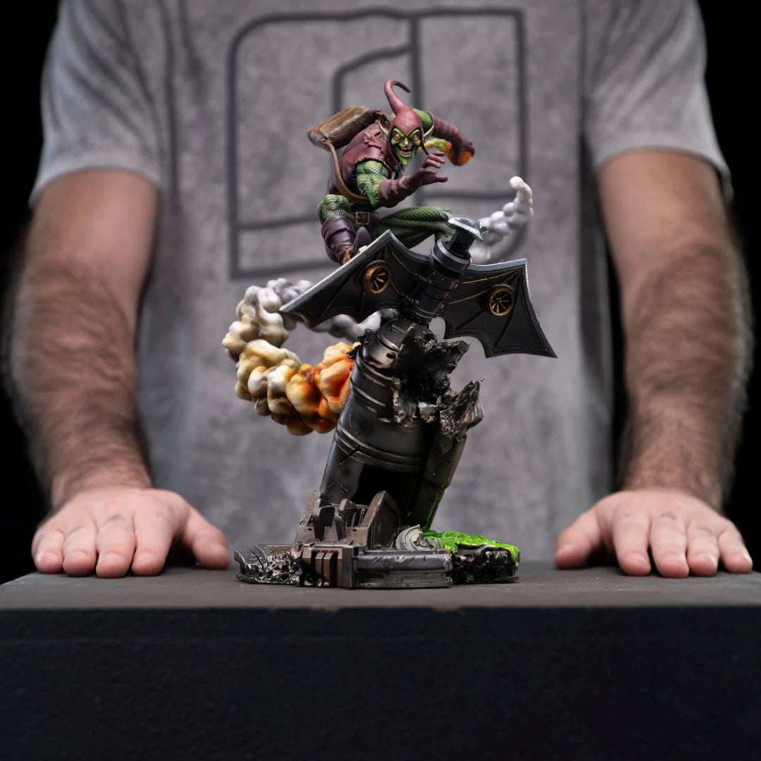 Spiderman Green Goblin Statue By Iron Studios