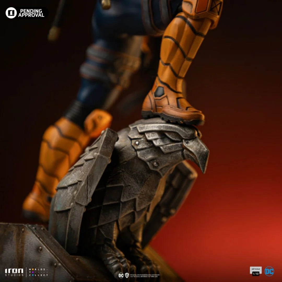 Death Stroke Statue Statue By Iron Studios