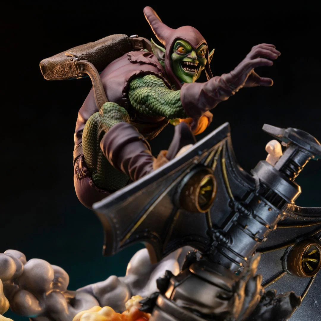 Spiderman Green Goblin Statue By Iron Studios