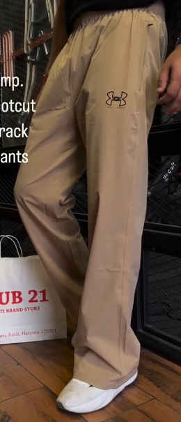 Under Armour CoreTone Straight Pants