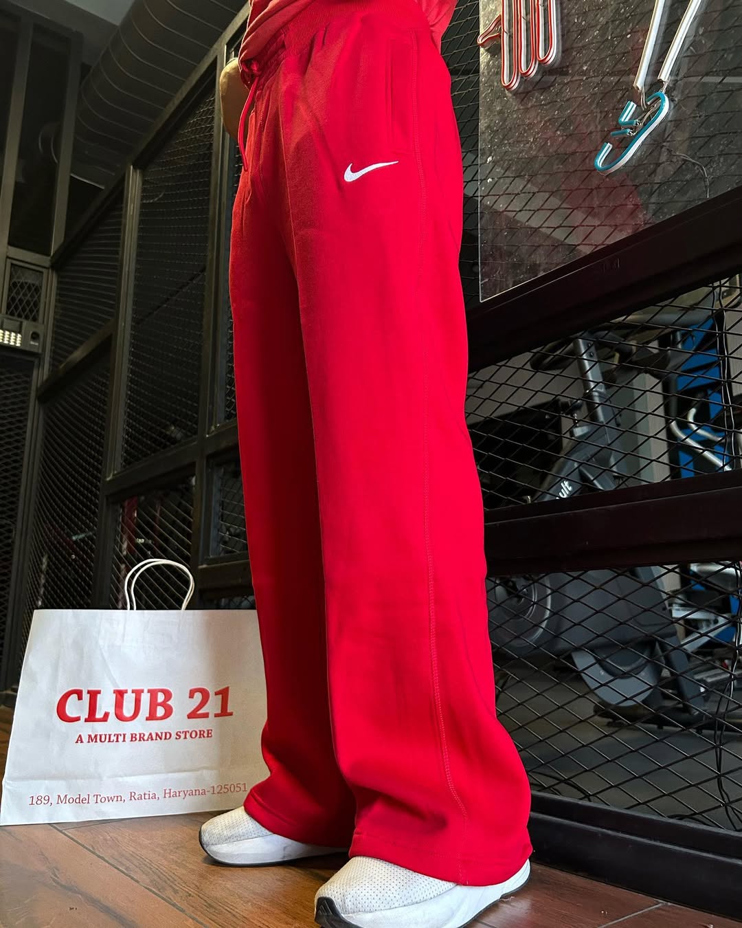 Nike Essential Straight Pants